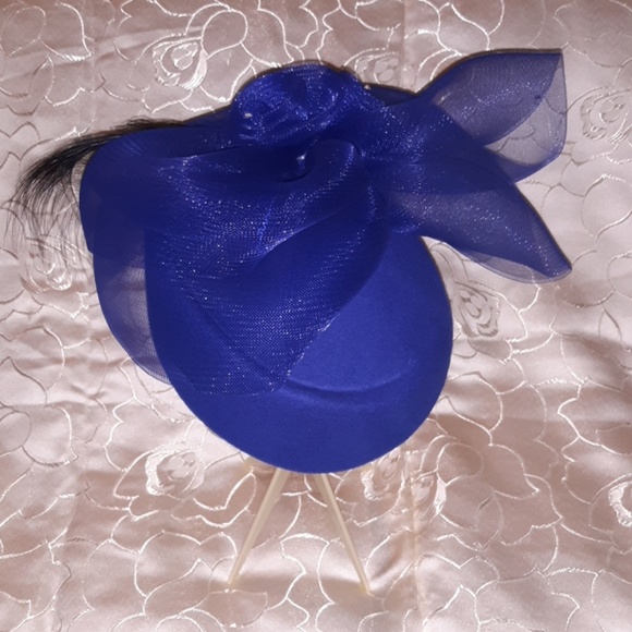 Ravishing blue hat - Picture 2 of 8